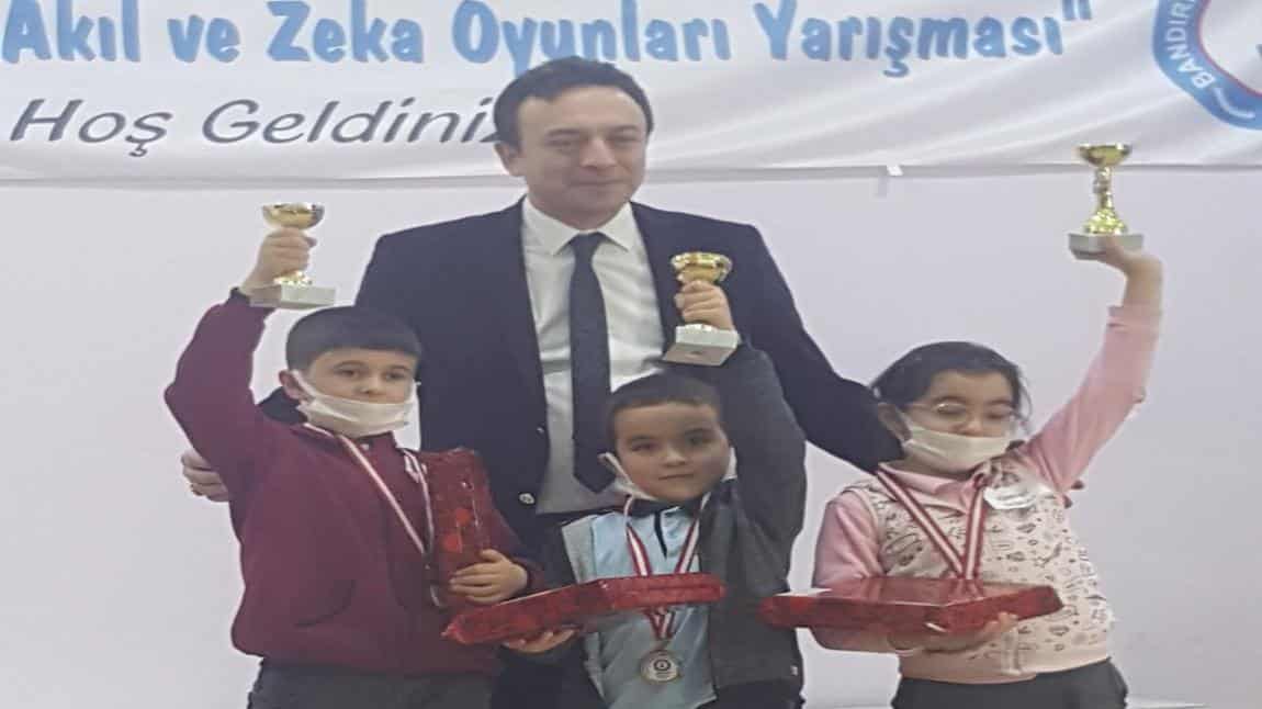 BİGEP KAPSAMINDA GERÇEKLEŞTİRİLEN CUMHURİYET İLKOKULU AKIL VE ZEKA OYUNLARI YARIŞMASI